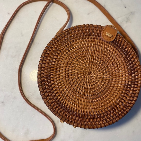 Urban Outfitters Handbags - Urban Outfitters Woven Circle Basket Bag